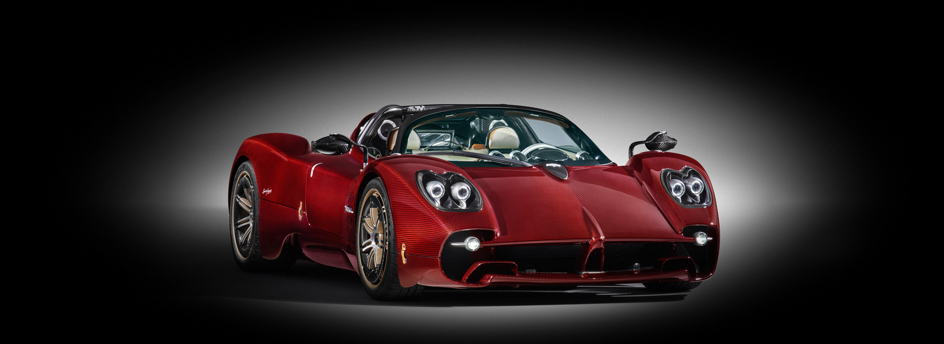 Pagani Utopia Roadster: An Artistic Masterpiece Perfectly Combining Performance and Luxury