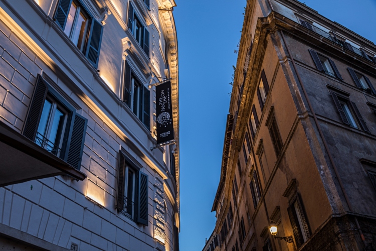 the-pantheon-iconic-rome-hotel-spoj-savremene-elegancije-i-tradicionalnih-elemenata-41