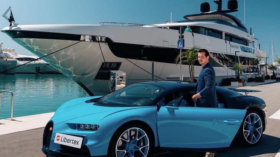 Influencer Parks Bugatti Chiron on Superyacht Deck and Sails to Monaco for Grand Prix in Ultimate Style
